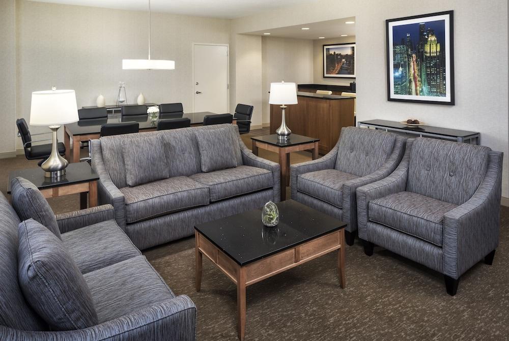 Отель Hyatt Centric Chicago Ohare Розмонт Экстерьер фото