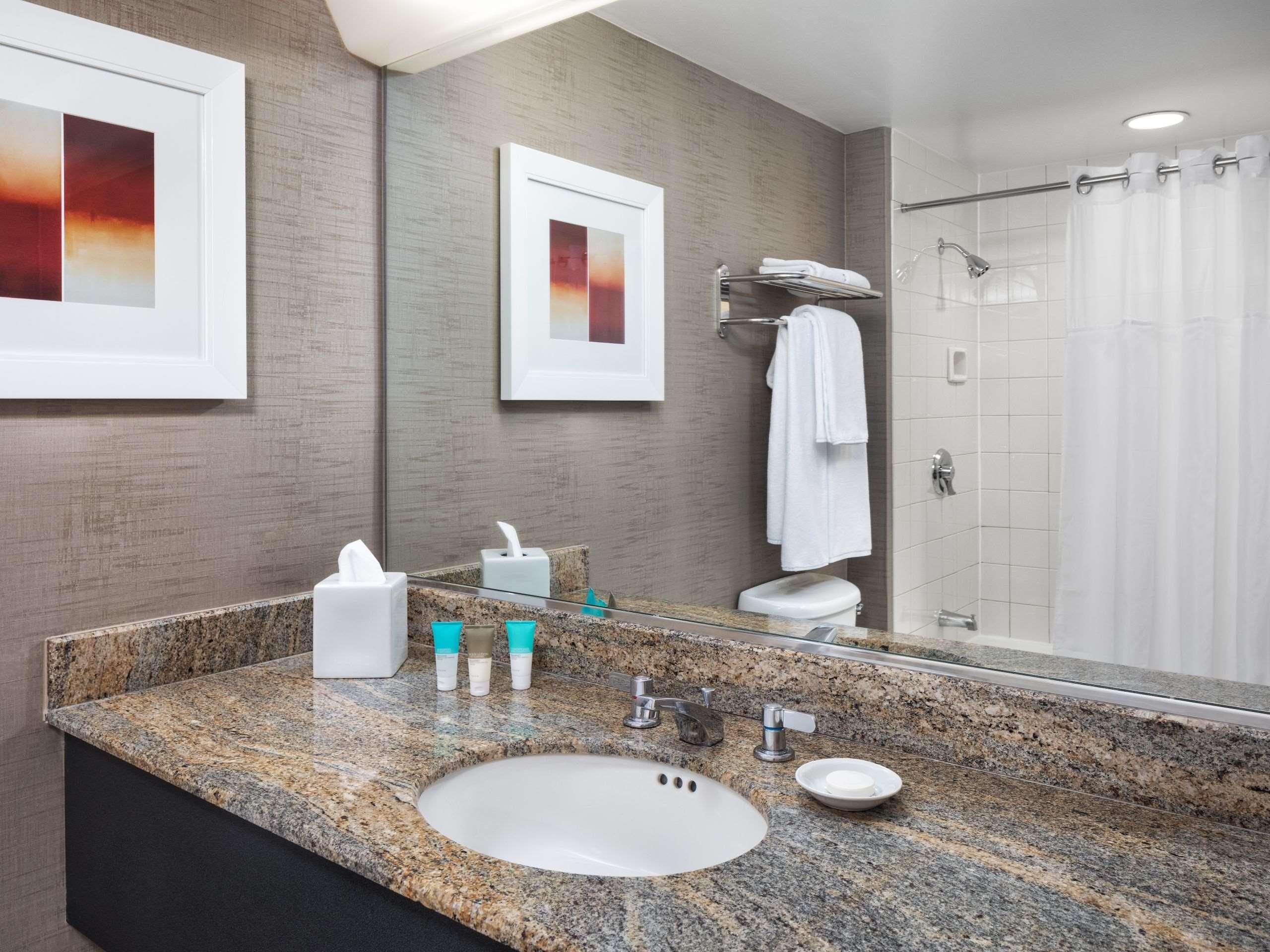 Отель Hyatt Centric Chicago Ohare Розмонт Экстерьер фото
